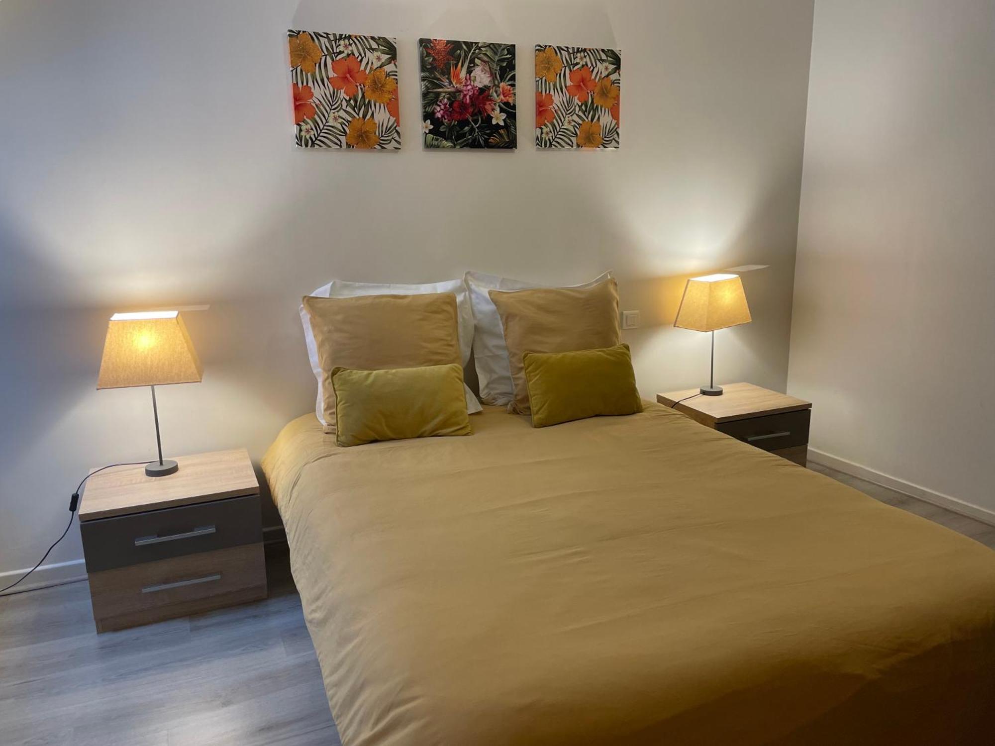 Appartement Charmes De 1 *